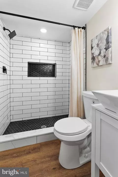 Bath - 323 S Stricker St, Baltimore, MD 21223 photo 8 of 9