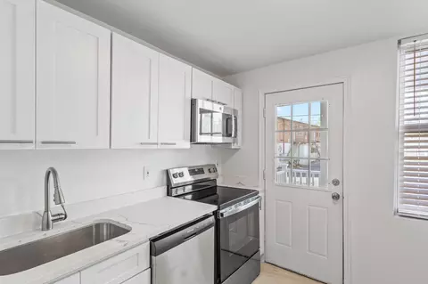 Kitchen - 804 Unetta Ave, Baltimore, MD 21229 photo 2 of 3