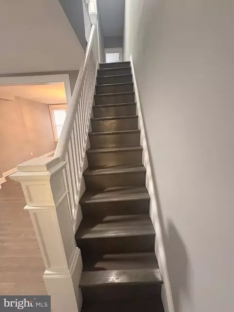 Entry Way - 4436 Newport Ave, Baltimore, MD 21211 photo 2 of 5