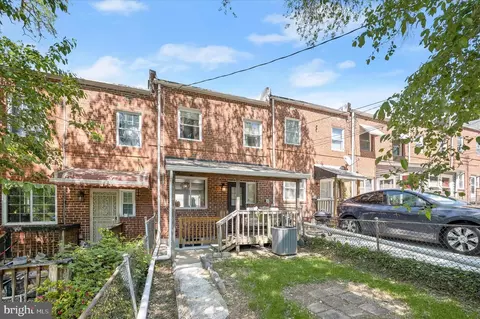Exterior - 1024 Wedgewood Rd, Baltimore, MD 21229 photo 5 of 8