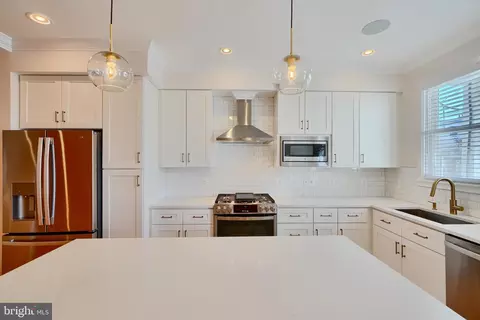 Kitchen - 109 S Clinton St, Baltimore, MD 21224 photo 2 of 3