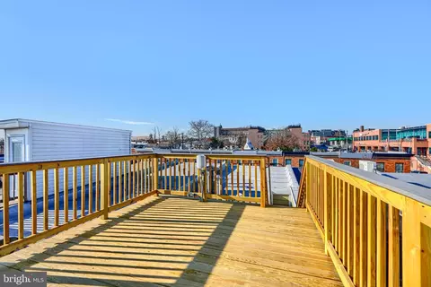 Exterior - 109 S Clinton St, Baltimore, MD 21224 photo 1 of 1