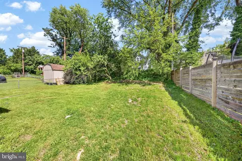 Exterior - 5923 Kavon Ave, Baltimore, MD 21206 photo 7 of 8
