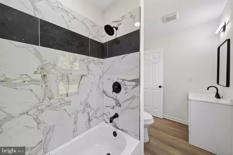 Bath - 5923 Kavon Ave, Baltimore, MD 21206 photo 1 of 4
