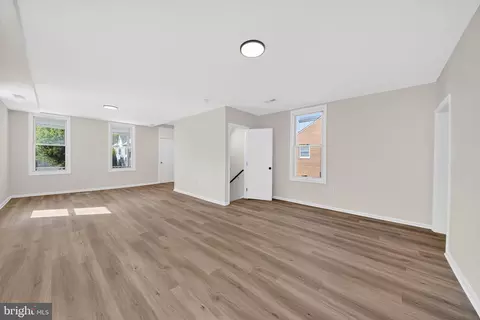 Living - 5923 Kavon Ave, Baltimore, MD 21206 photo 3 of 3