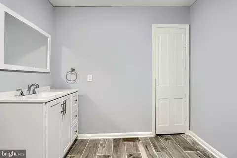 Entry Way - 1403 Ramsay St, Baltimore, MD 21223 photo 5 of 7