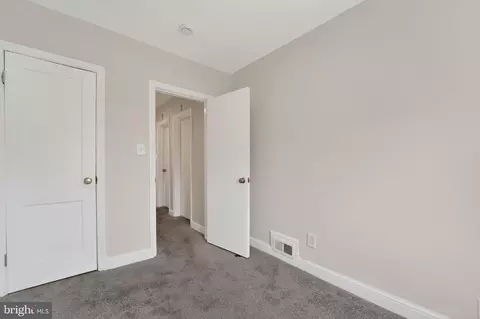 Bedroom - 4019 Bareva Rd, Baltimore, MD 21215 photo 4 of 8