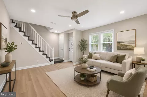 Living - 4019 Bareva Rd, Baltimore, MD 21215 photo 1 of 4