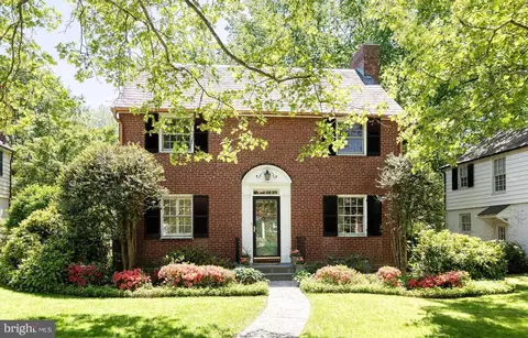 325 Broadmoor Rd, Baltimore, MD 21212