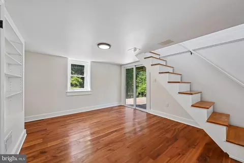 Living - 5702 Falls Rd, Baltimore, MD 21209 photo 5 of 5