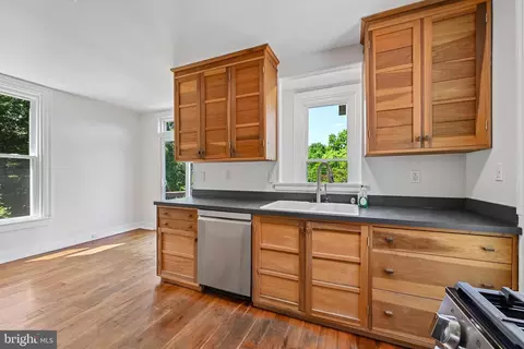 Kitchen - 5702 Falls Rd, Baltimore, MD 21209 photo 3 of 3