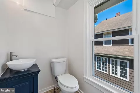 Bath - 5702 Falls Rd, Baltimore, MD 21209 photo 3 of 3