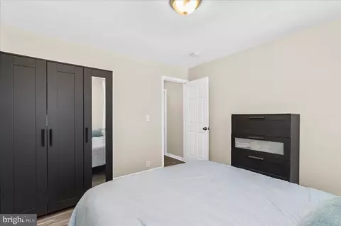 Bedroom - 535 E Fort Ave, Baltimore, MD 21230 photo 5 of 5