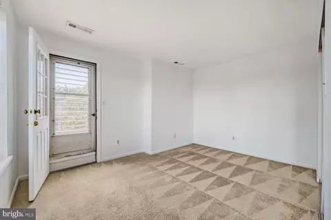Bedroom - 730 S Hanover St #E, Baltimore, MD 21230 photo 3 of 3