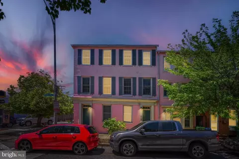 Exterior - 730 S Hanover St #E, Baltimore, MD 21230 photo 2 of 4