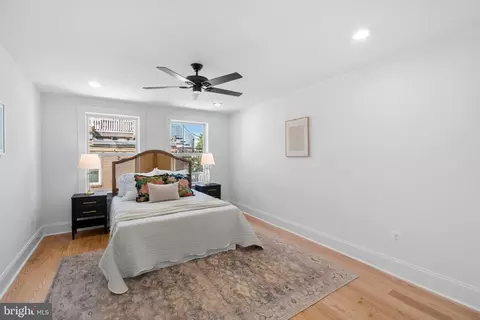 Bedroom - 1126 E Fort Ave, Baltimore, MD 21230 photo 3 of 7