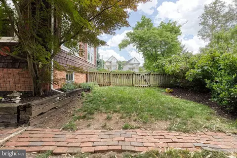 Exterior - 6004 Falls Rd, Baltimore, MD 21209 photo 8 of 13