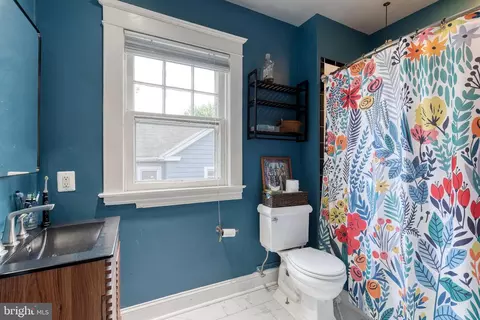 Bath - 6004 Falls Rd, Baltimore, MD 21209 photo 2 of 2