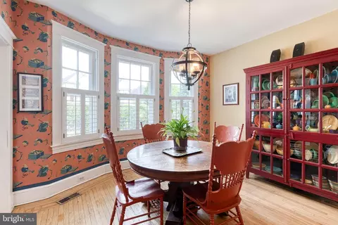 Dining - 6004 Falls Rd, Baltimore, MD 21209 photo 4 of 4