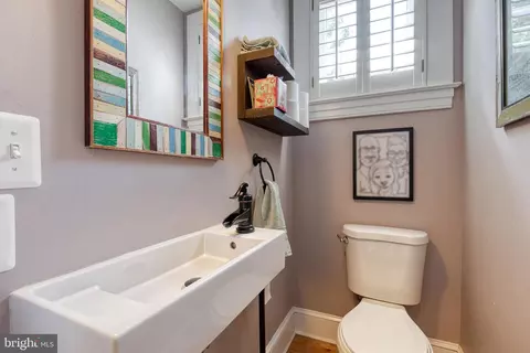 Bath - 6004 Falls Rd, Baltimore, MD 21209 photo 1 of 2