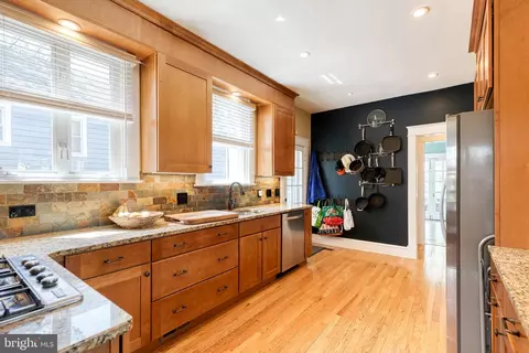 Kitchen - 6004 Falls Rd, Baltimore, MD 21209 photo 2 of 6
