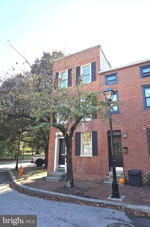 Exterior - 628 Warner St, Baltimore, MD 21230 photo 8 of 10