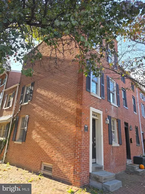 Exterior - 628 Warner St, Baltimore, MD 21230 photo 6 of 10