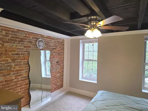 Bedroom - 628 Warner St, Baltimore, MD 21230 photo 4 of 6