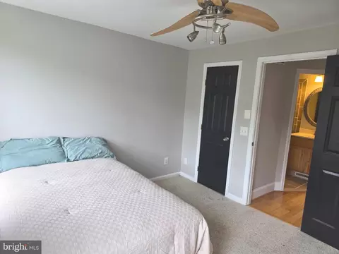 Bedroom - 628 Warner St, Baltimore, MD 21230 photo 3 of 6