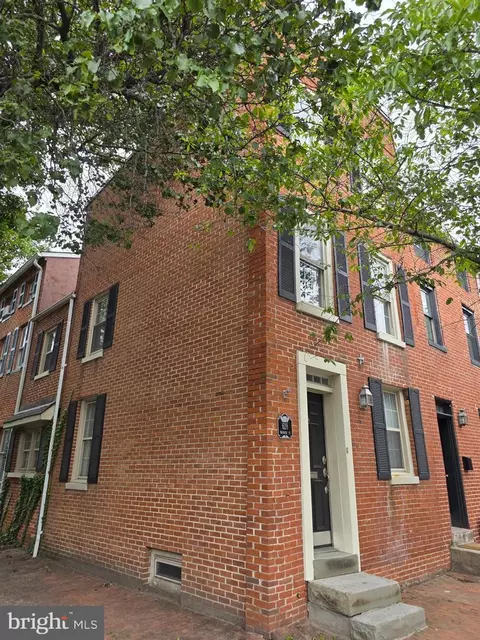 Exterior - 628 Warner St, Baltimore, MD 21230 photo 4 of 10