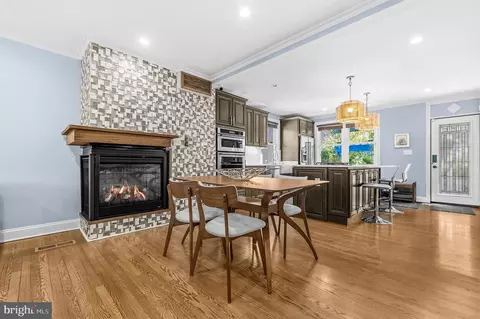 Dining - 431 E Belvedere Ave, Baltimore, MD 21212 photo 1 of 2