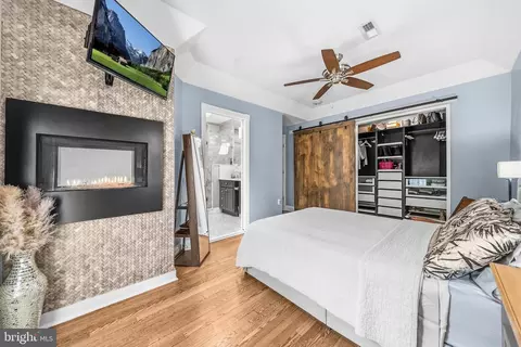 Bedroom - 431 E Belvedere Ave, Baltimore, MD 21212 photo 1 of 4
