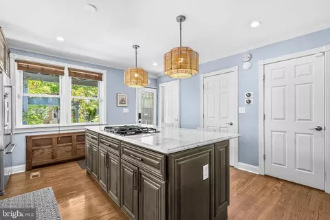 Kitchen - 431 E Belvedere Ave, Baltimore, MD 21212 photo 5 of 6