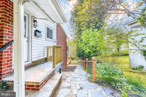 Exterior - 6200 Ivymount Rd, Baltimore, MD 21209 photo 4 of 9