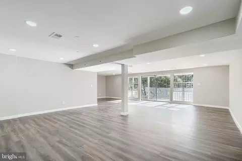 Living - 6200 Ivymount Rd, Baltimore, MD 21209 photo 7 of 9