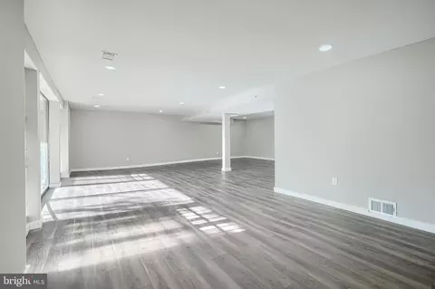 Living - 6200 Ivymount Rd, Baltimore, MD 21209 photo 5 of 9