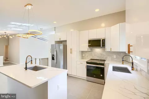 Kitchen - 6200 Ivymount Rd, Baltimore, MD 21209 photo 5 of 6
