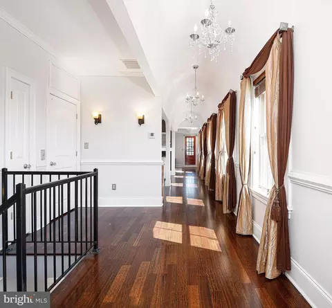 Entry Way - 3218 Hudson St, Baltimore, MD 21224 photo 3 of 5