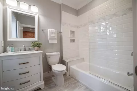 Bath - 3425 Odonnell St, Baltimore, MD 21224 photo 2 of 5