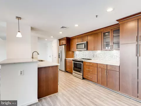250 President St #509, Baltimore, MD 21202