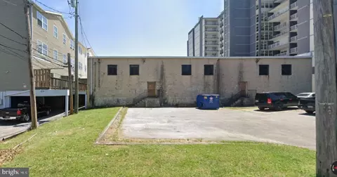 5222 Crowson Ave, Baltimore, MD 21212