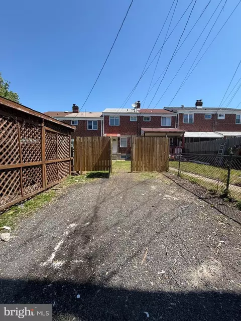 Exterior - 1626 Inverness Ave, Baltimore, MD 21230 photo 3 of 5