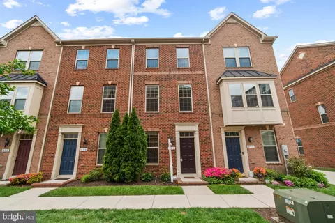 902 S Macon St, Baltimore, MD 21224