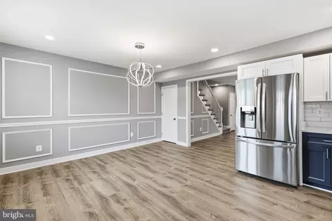 Entry Way - 1411 Kenhill Ave, Baltimore, MD 21213 photo 5 of 13