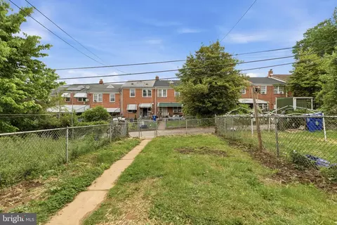 Exterior - 1411 Kenhill Ave, Baltimore, MD 21213 photo 4 of 5