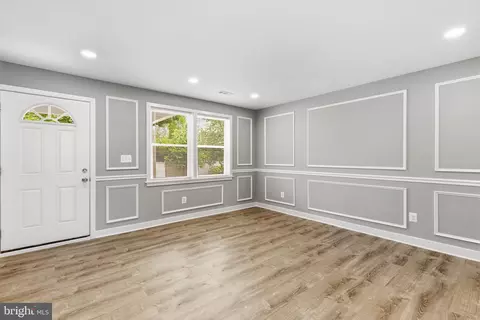 Living - 1411 Kenhill Ave, Baltimore, MD 21213 photo 1 of 2