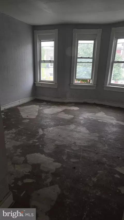 1124 N Monroe St, Baltimore, MD 21217 photo 3