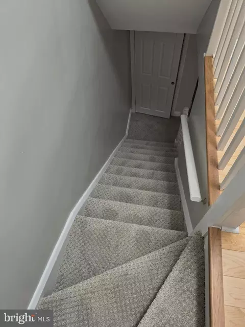 Entry Way - 5511 Todd Ave, Baltimore, MD 21206 photo 15 of 18