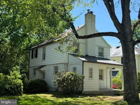 323 Broadmoor Rd, Baltimore, MD 21212
