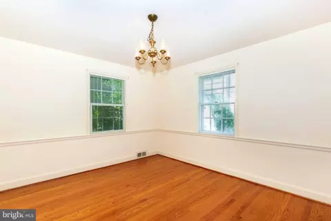 323 Broadmoor Rd, Baltimore, MD 21212 photo 6